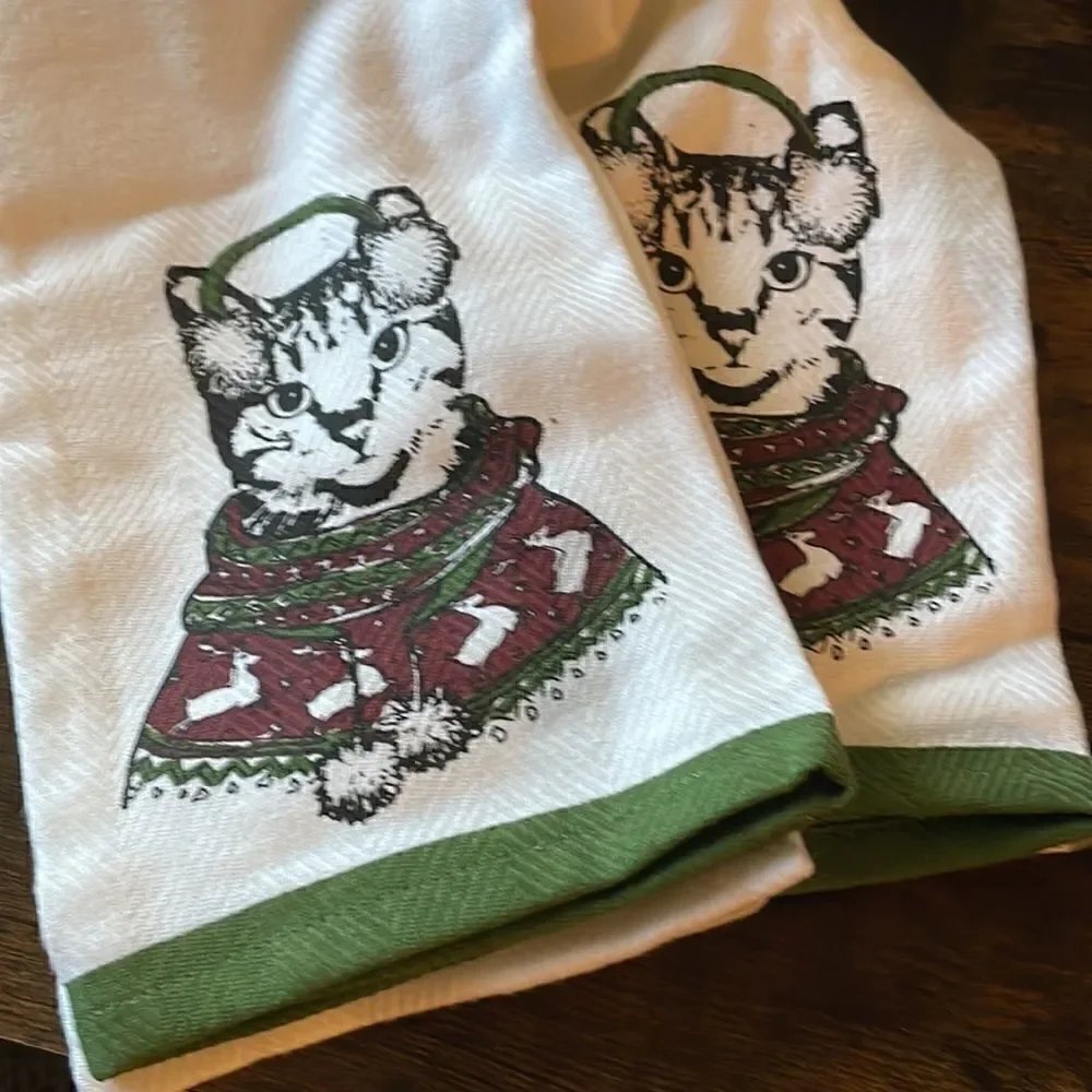 2 Cynthia Rowley New York Cat in Christmas Outfit NWT/ Adorable